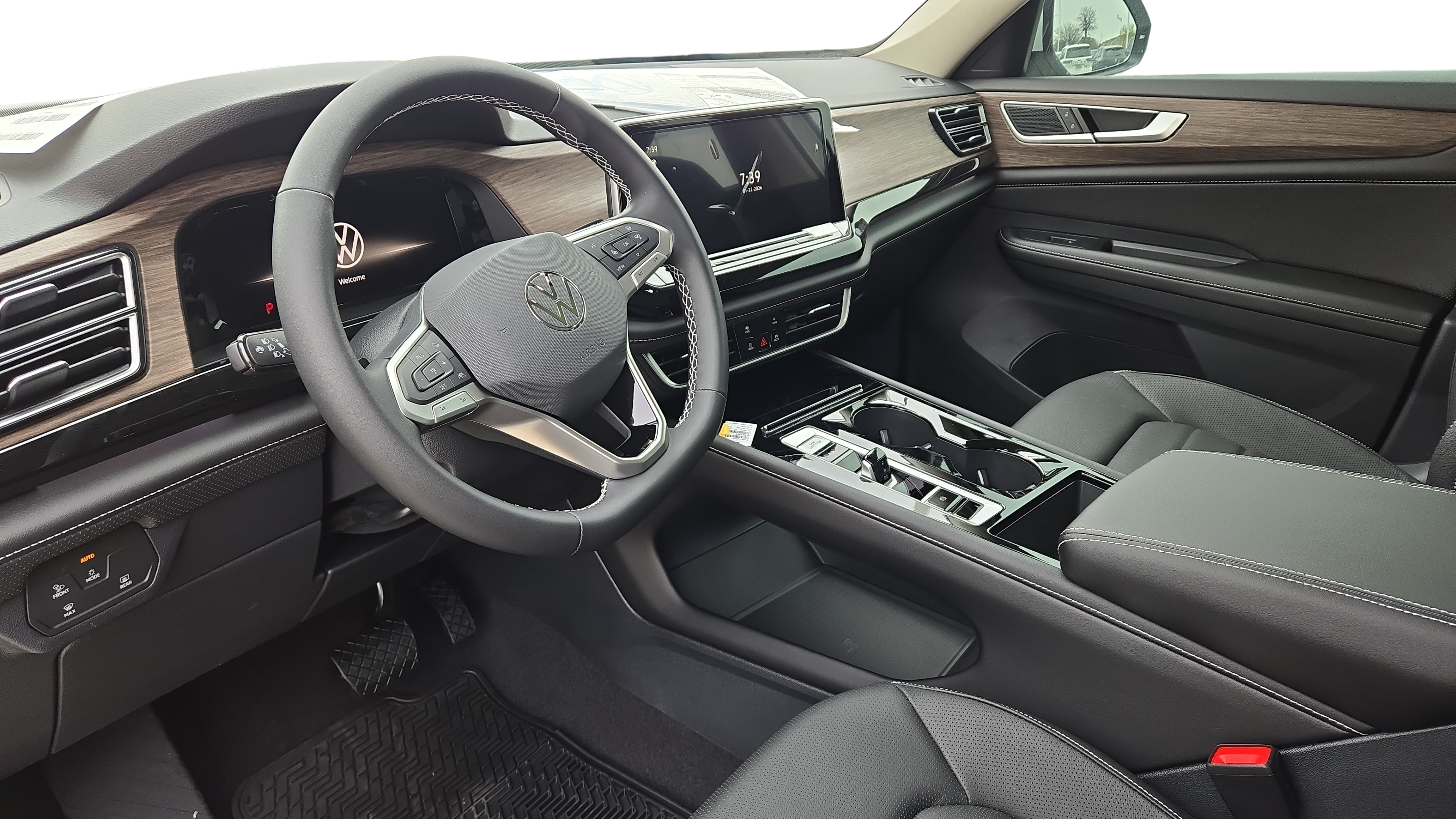 New Opal White Pearl 2026 Volkswagen Atlas 2.0T SEL for Sale in