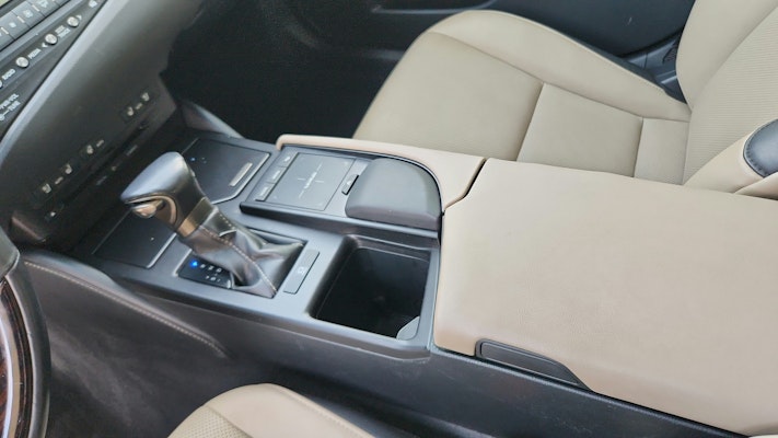 2019 Lexus ES 350 photo 3